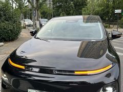 -小鹏汽车体验中心(苏州龙湖狮山天街店)