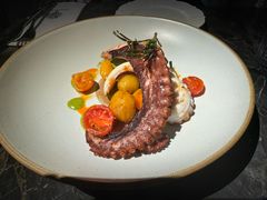 -LESCEDARS Brasserie Bistro香柏树