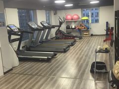 -越·健身工作室(华尔兹广场写字楼B栋店)