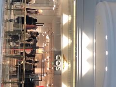 -COS(月星环球港店)