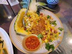 菠萝炒饭-simply thai天泰(世纪汇店)