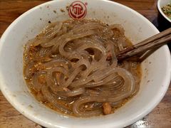 -万记麻辣烫国展总店