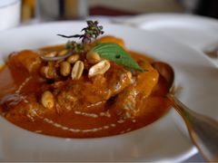 -Thai Pothong Restaurant