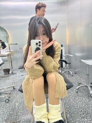 -Tloml salon