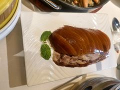 -贝勒爷·酥不腻烤鸭
