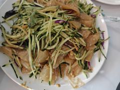 -一口猪海鲜浑锅·东北家常菜