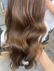 -藤野造型烫染·漂发