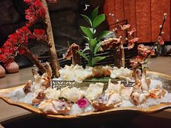 -蟹犇前•帝王蟹雪蟹(陆家嘴店)