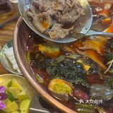 👍🏻深受好评！这家云南牛肉火锅真好吃！！