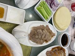 -大鸭梨烤鸭店(金顶街店)