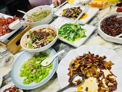 -蔼若春.传承三十年云南菜(金碧公园店)