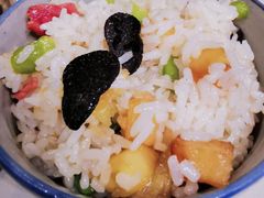 星云湖铜锅黑松露洋芋豆焖饭-泓0871臻选云南菜·味庄