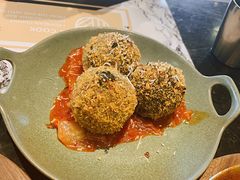 墨鱼芝士饭团-KCOOKING概念韩餐(世茂52+店)