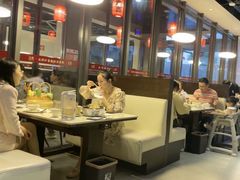 -煲王粤菜餐厅(中侨中心店)