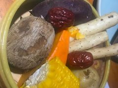 -三个渔夫·蒸汽海鲜(小白楼店)