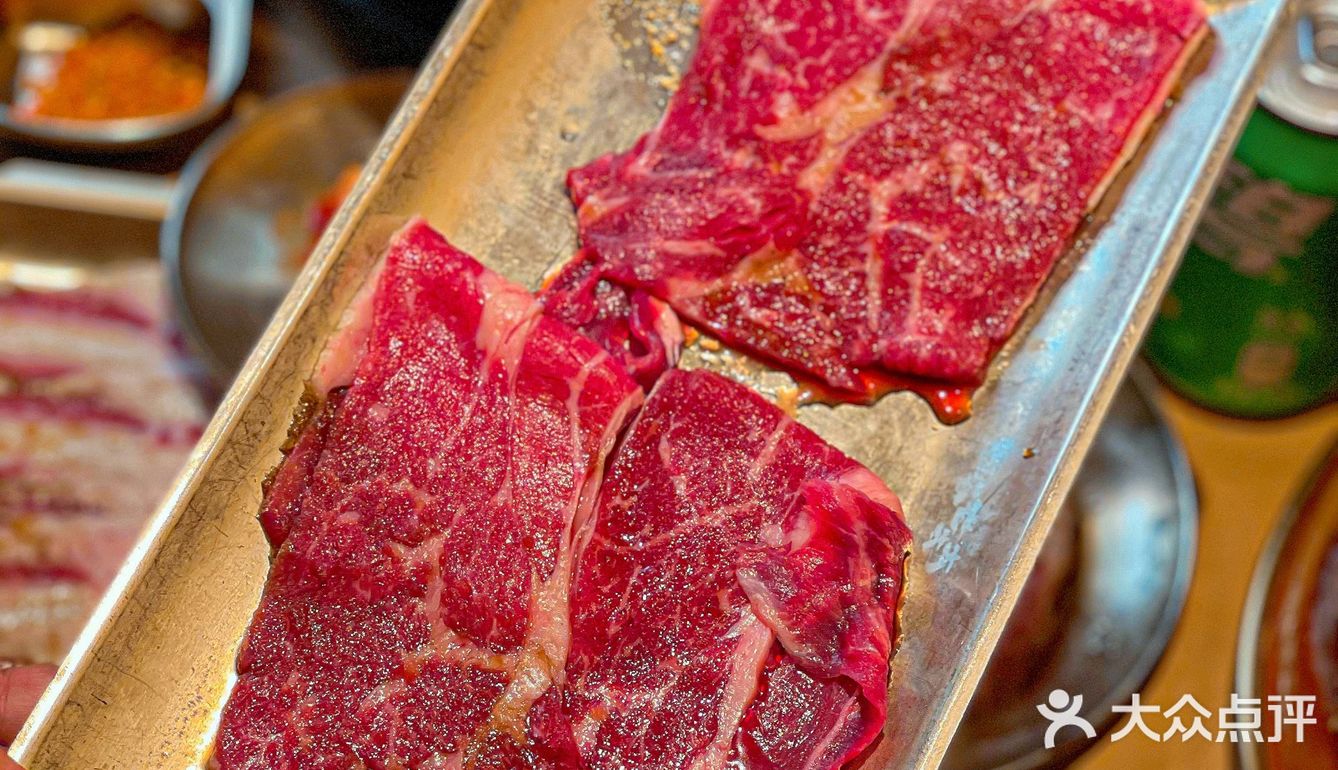 排队3小时也要吃的泥炉烤肉！