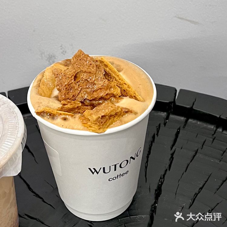 衢州本土咖啡店打卡‼️梧桐cafe是秋天的归属🍂