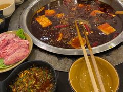 -重庆风光老灶火锅城(同德广场店)