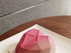 粉爱草莓甜心蛋糕-星巴克(秦皇岛乐都汇店)