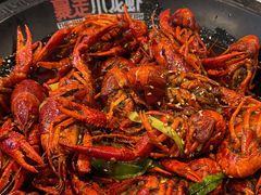 美味多汁的麻辣小龙虾-金陵暴走小龙虾·迷踪蟹(凯德MALL店)