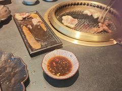 -铭牛烧肉·和牛海鲜自助(高新月牙湖店)