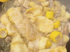 -人民公社铁锅炖·东北菜(卫国道店)
