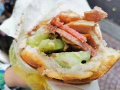 -Bánh Mì Huynh Hoa