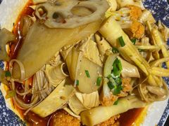 -钢管厂五区小郡肝串串香火锅(人民广场店)