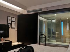 -上海龙之梦万丽酒店