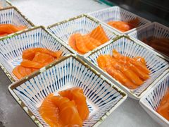 现切三文鱼-亚马逊海鲜自助(梅溪湖步步高店)