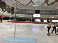 -冠军冰场CHAMPION RINK(环球银泰城店)