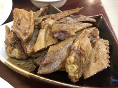 -余杨鸭鸭餐厅