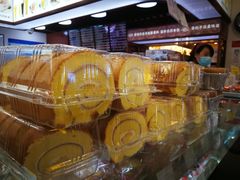 -红宝石·鲜奶小方·海派西点房(莘庄龙之梦店)