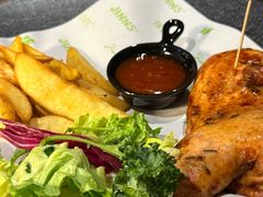 -JINNS锦时 steak&pizza(浸信会礼拜堂旧址店)