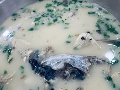 -雪野鱼头大王邢府公老店(雪野湖店)