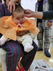 -龙文宝贝上门婴儿理发满月剃胎毛(普陀店)