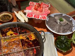 -周小明火锅(黑金冠社区店)