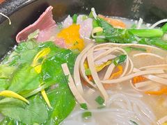 -银米·云南传统过桥米线(双廊黑金冠店)
