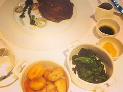 -AZUR聚(香格里拉饭店)