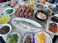 -七的湖·晚芳亭·阳澄湖农家菜·大闸蟹(莲花岛店)
