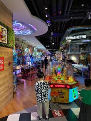 -卡通尼乐园(上海万象城店)