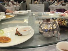 香煎爽藕墨鱼饼-鹭园酒家·四十年老字号