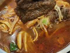 水煮牛肉饭-老盛昌(聚丰园店)