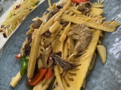 -天天向上素食餐厅(五台山店)