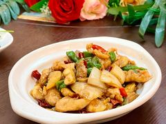 -老宅藕香·湖北菜·非遗藕汤·武昌鱼(黄鹤楼景观店)