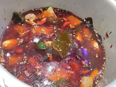-晓彭肥肠鸡·泡椒鸡火锅(水木天地店)
