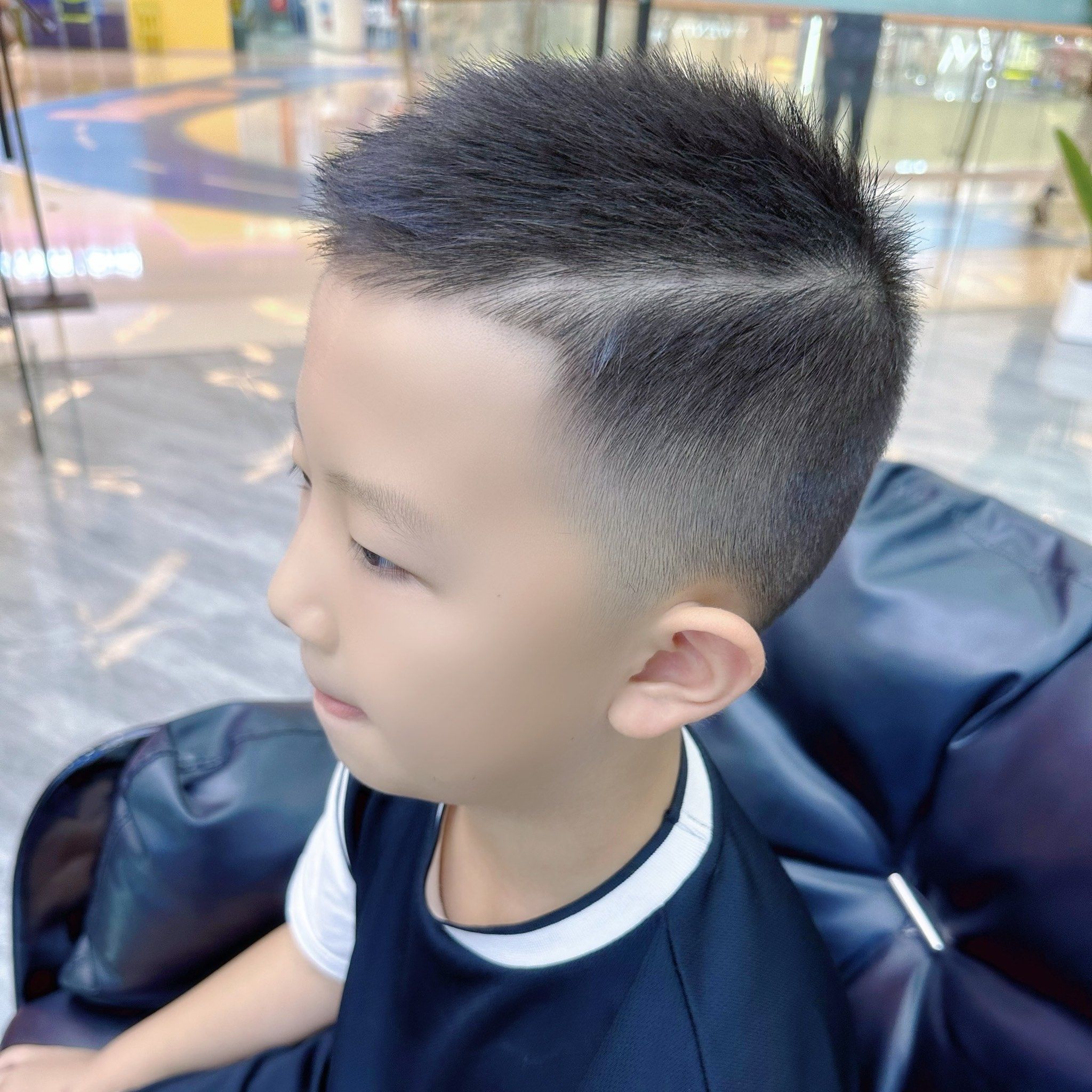个性男童发型