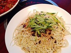 -霄汉牛三鲜湖北砂锅菜(万松园2店)