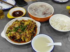 -彭记老妈蹄花(文化路店)