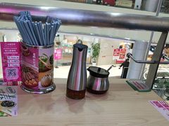 -小杨生煎(金山百联购物中心3楼店)